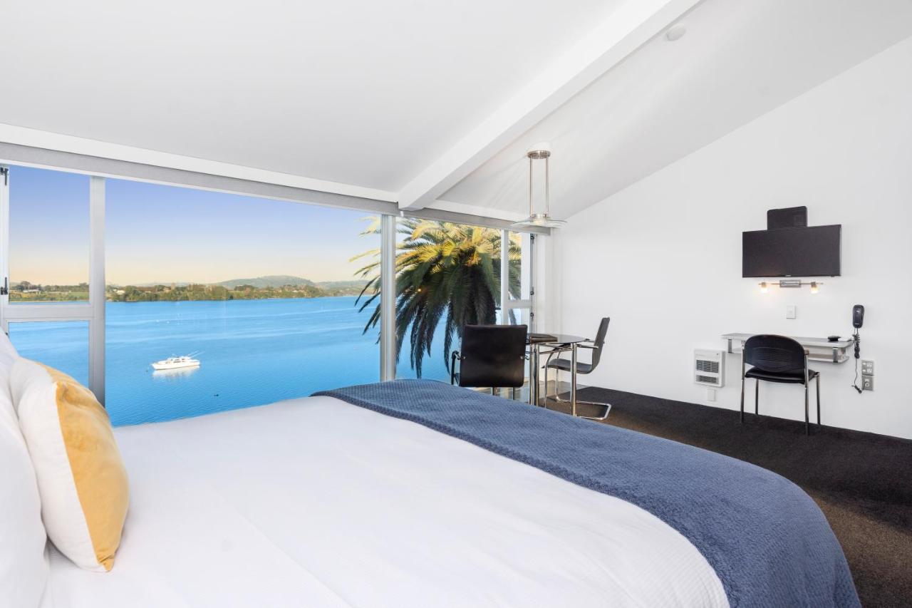The On The Waterfront Motel Tauranga