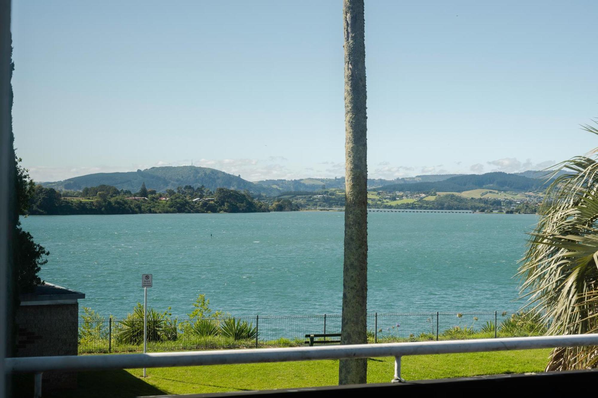 Motel The On The Waterfront Tauranga